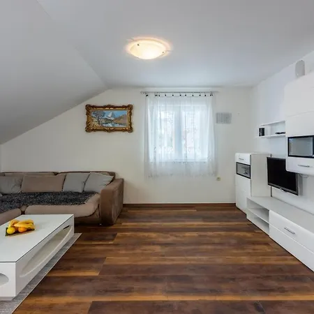 Apartamento Mirela