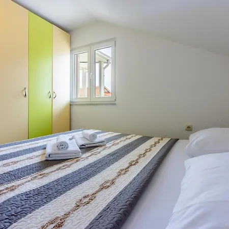 Mirela * تْسْغيكفانِتْسا