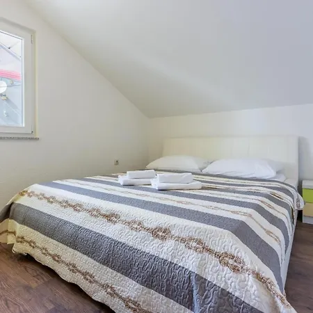 Apartment Mirela