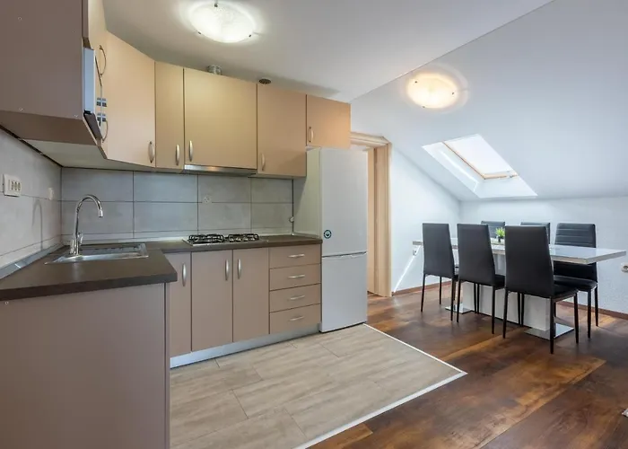 Mirela Apartman Crikvenica